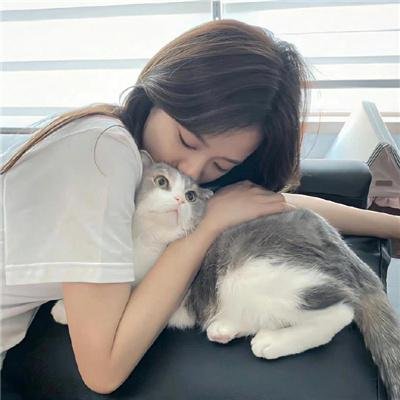 青年的椅子